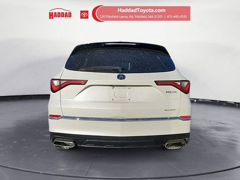 Used 2023 Acura MDX SH-AWD image 4