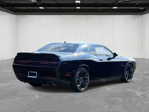 Certified 2021 Dodge Challenger R/T RWD image 5