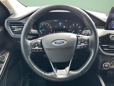 Used 2021 Ford Escape SEL image 25