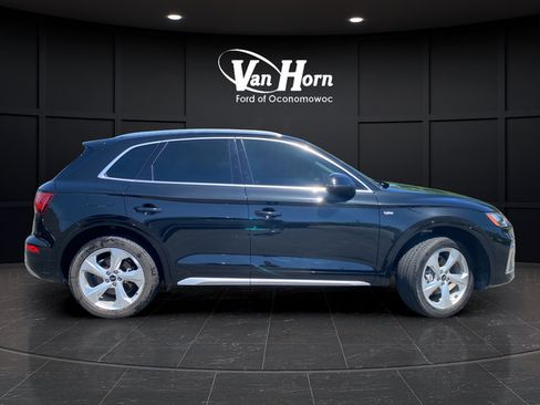 Used 2023 Audi Q5 2.0T Premium Plus w/ Premium Plus Package AWD/4WD image 8