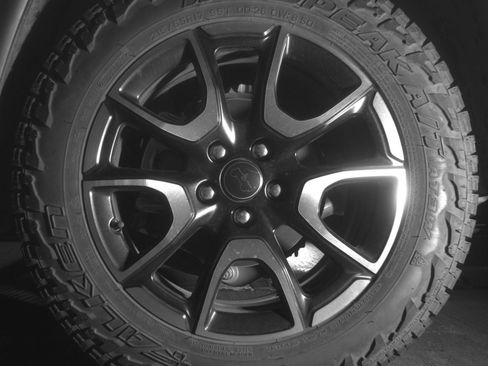 Used 2025 Jeep Compass Trailhawk AWD/4WD image 16