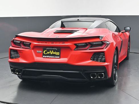 Used 2024 Chevrolet Corvette Stingray Preferred Conv w/ 2LT RWD image 4