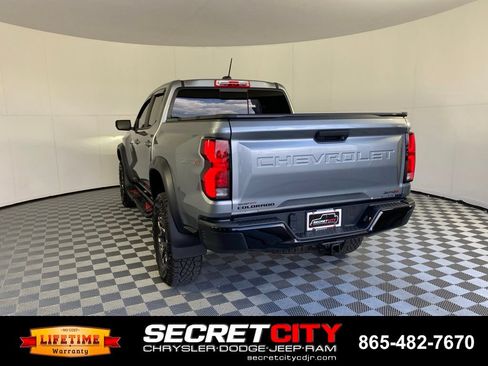 Used 2024 Chevrolet Colorado ZR2 AWD/4WD image 5