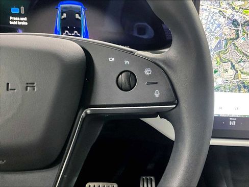 Used 2024 Tesla Model X Plaid image 23