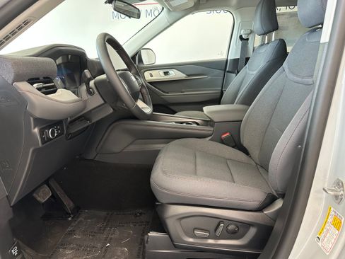 New 2026 Ford Explorer Active AWD/4WD image 41