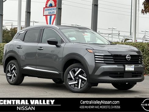 New 2026 Nissan Kicks SV image 1