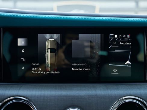 Used 2025 Rolls-Royce Ghost AWD/4WD image 85