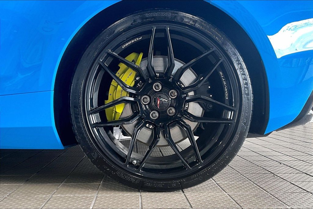 Used 2024 Chevrolet Corvette Z06 RWD image 26