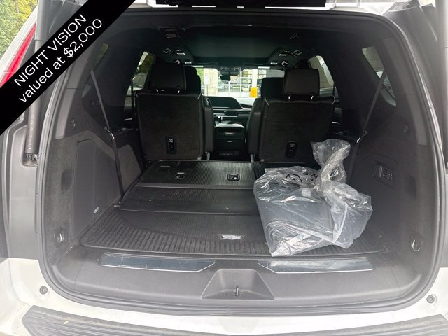 Certified 2024 Cadillac Escalade Sport Platinum w/ LPO, ONYX Package AWD/4WD image 7