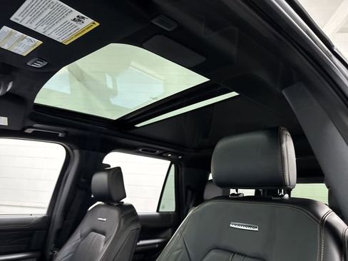 Used 2022 Ford Expedition Max Platinum image 7