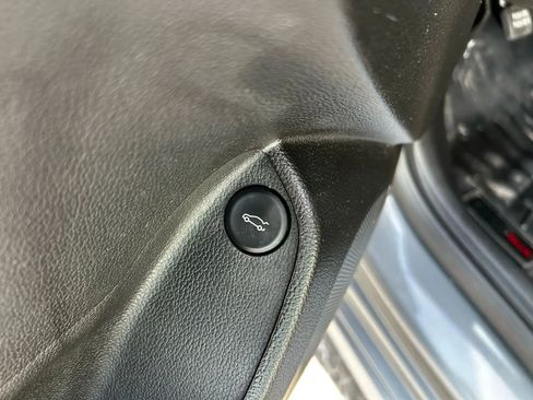 Used 2018 Chevrolet Cruze Premier w/ RS Package image 26