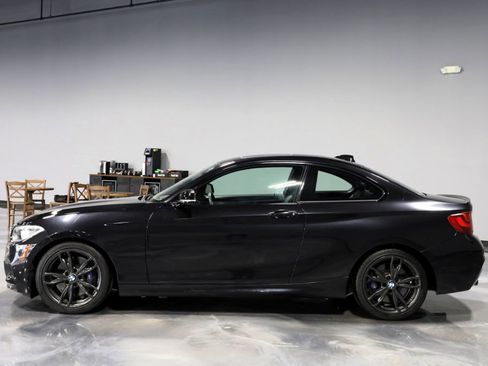 Used 2020 BMW 230i xDrive Coupe image 4