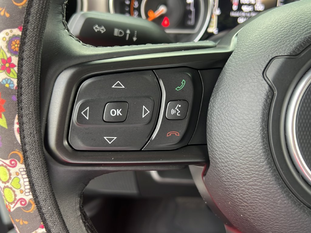 Used 2022 Jeep Gladiator Sport AWD/4WD image 21