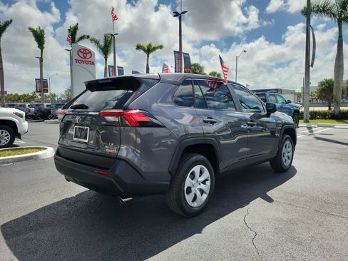 Used 2025 Toyota RAV4 LE image 12