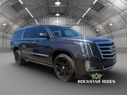 Used 2015 Cadillac Escalade ESV Premium RWD image 4