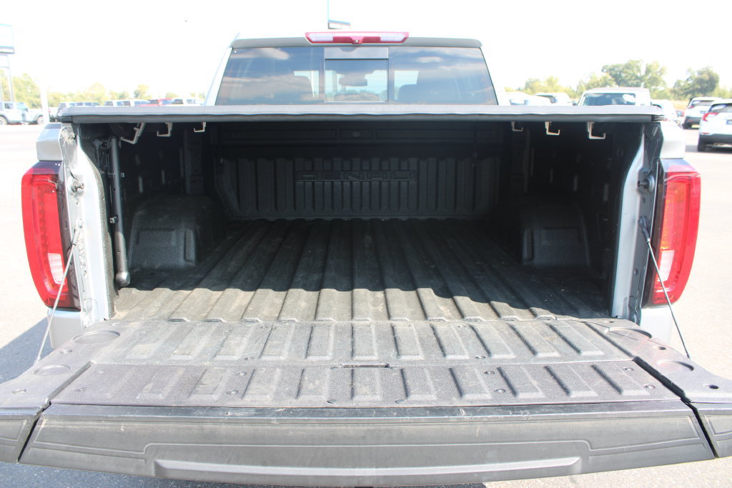 Used 2023 GMC Sierra 1500 Denali AWD/4WD image 16