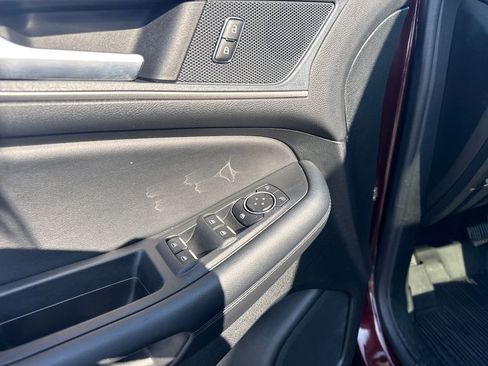 Used 2024 Ford Edge SEL w/ Convenience Package image 30