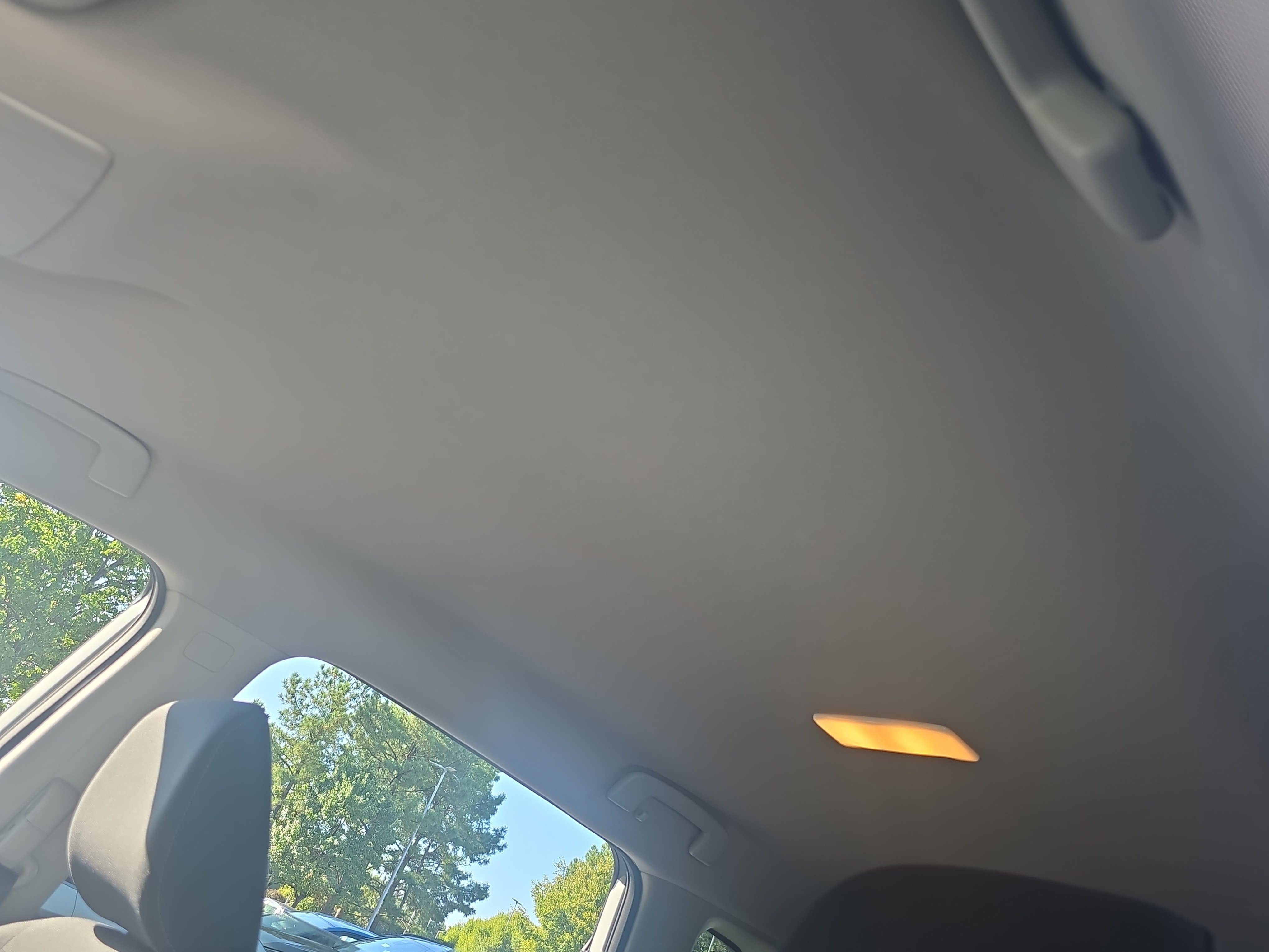 Used 2024 Nissan Rogue S AWD/4WD image 29