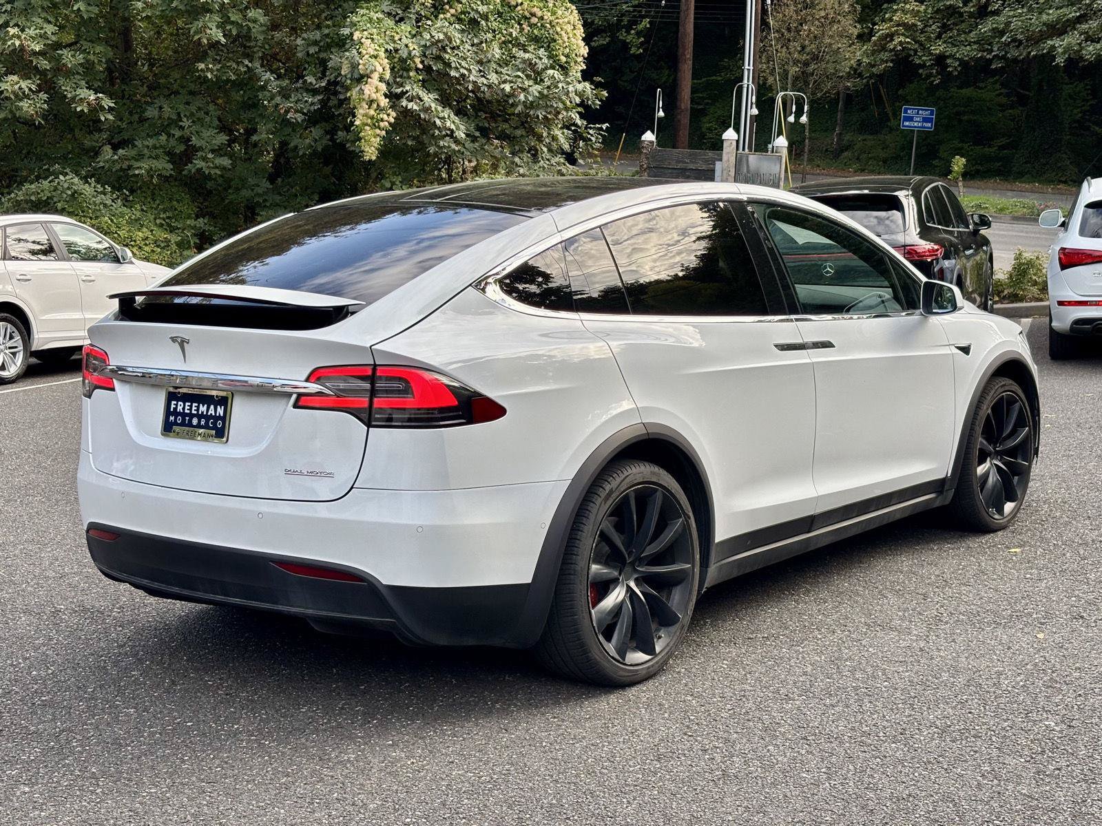 Used 2020 Tesla Model X Performance AWD/4WD image 8