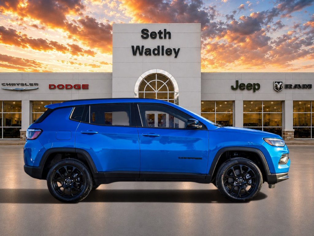 Used 2026 Jeep Compass Latitude AWD/4WD image 8