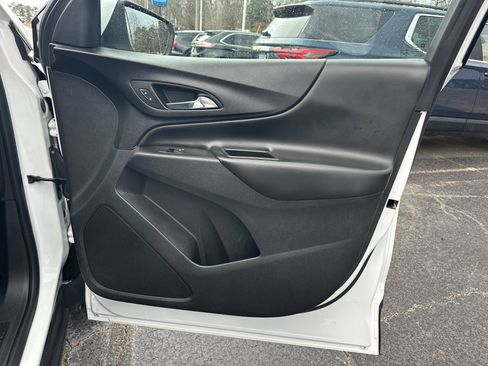 Used 2020 Chevrolet Equinox LT image 15