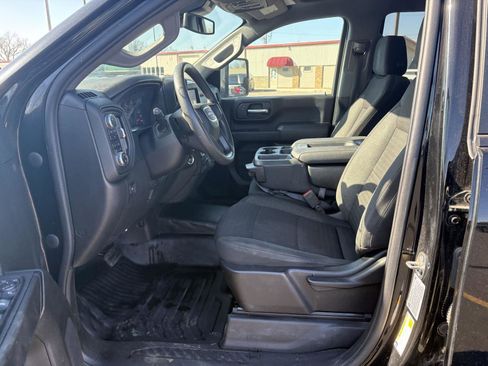 Used 2024 GMC Sierra 2500 Pro w/ 1SA Pro Safety Plus Package image 4