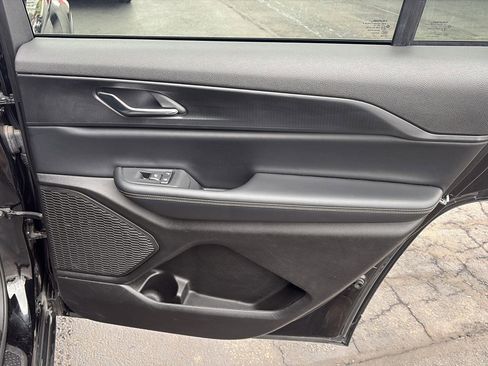 Used 2024 Jeep Grand Cherokee L Laredo image 29