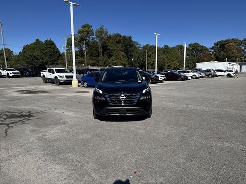 New 2026 Nissan Rogue SV image 2