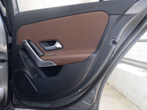 Used 2022 Mercedes-Benz A 220 image 22