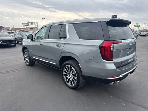 Used 2026 GMC Yukon Denali w/ Sun & Power Step Package image 7