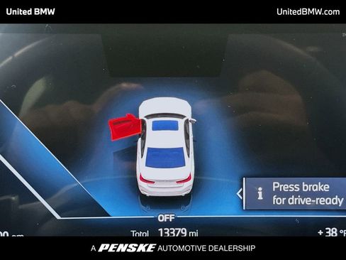 Used 2025 BMW 330i Sedan image 7