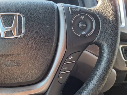 Used 2017 Honda Pilot EX image 29