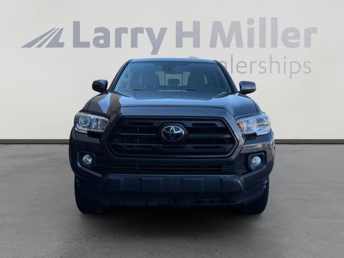 Used 2019 Toyota Tacoma SR5 RWD image 8