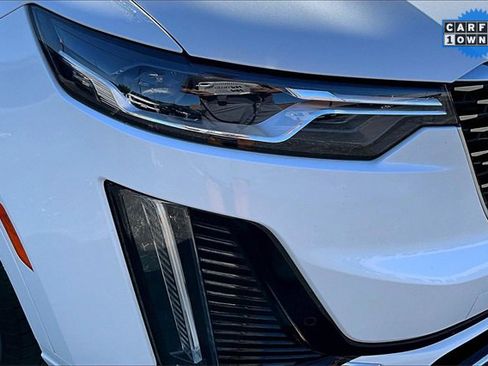 Used 2023 Cadillac XT6 Luxury image 30