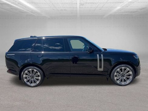 New 2026 Land Rover Range Rover Long Wheelbase SE AWD/4WD image 6