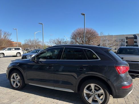 Used 2020 Audi Q5 2.0T Premium w/ Convenience Package image 18