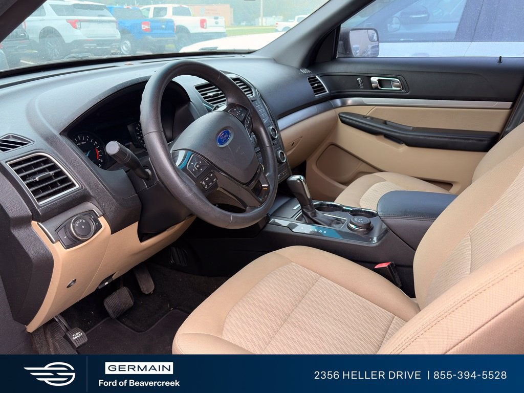 Used 2016 Ford Explorer 4WD image 2