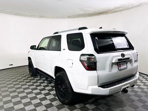 Certified 2024 Toyota 4Runner SR5 Premium image 5