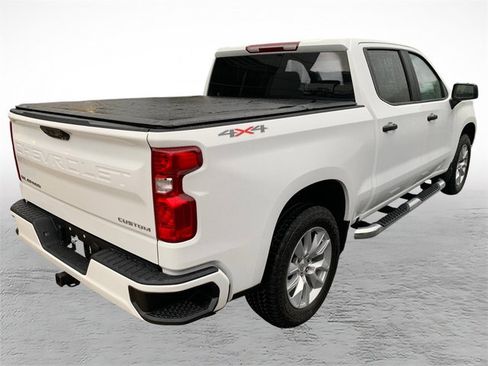 Used 2024 Chevrolet Silverado 1500 Custom AWD/4WD image 2