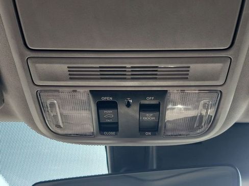 Used 2022 Honda Pilot Special Edition image 25