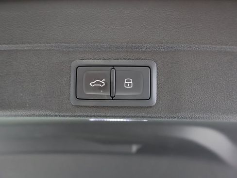 Used 2025 Audi A5 2.0T Premium Plus w/ Premium Plus image 17