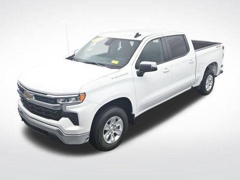 Used 2025 Chevrolet Silverado 1500 LT AWD/4WD image 22