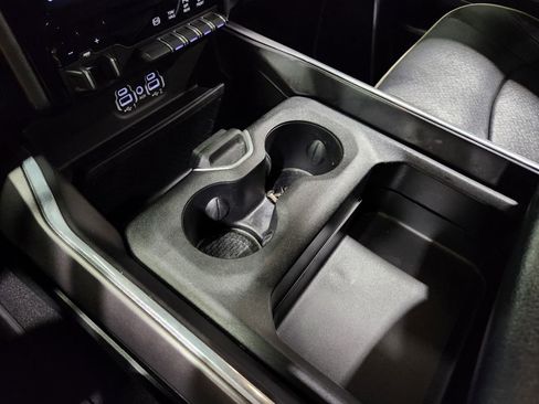 Used 2021 RAM 2500 Laramie w/ Night Edition image 43