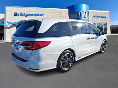 Used 2023 Honda Odyssey Elite image 6