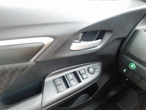 Used 2020 Honda Fit Sport image 25