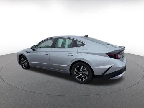 Used 2026 Hyundai Sonata Blue FWD image 11