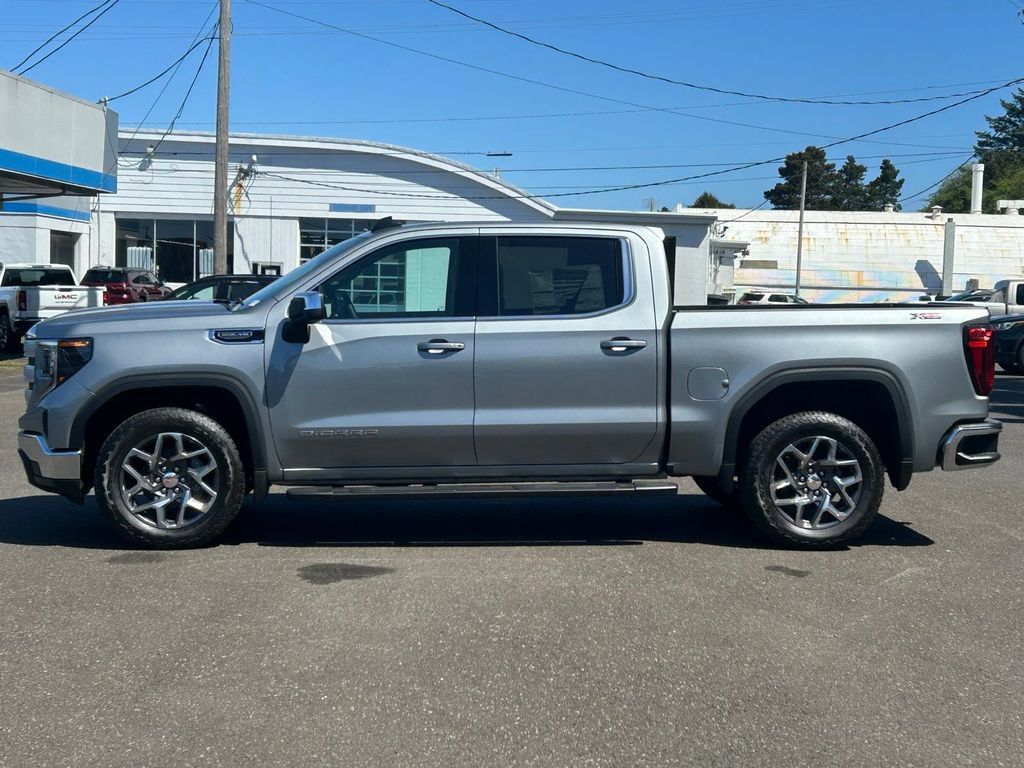 New 2026 GMC Sierra 1500 SLE w/ X31 Off-Road Package AWD/4WD image 8