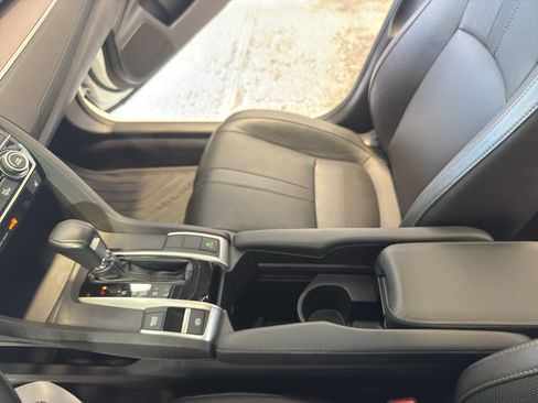 Used 2017 Honda Civic EX-L image 21