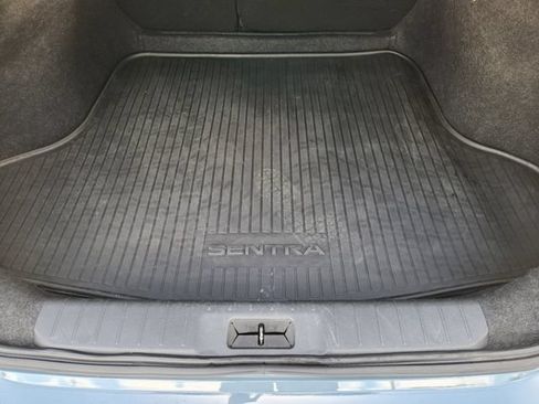 Used 2024 Nissan Sentra SR FWD image 27