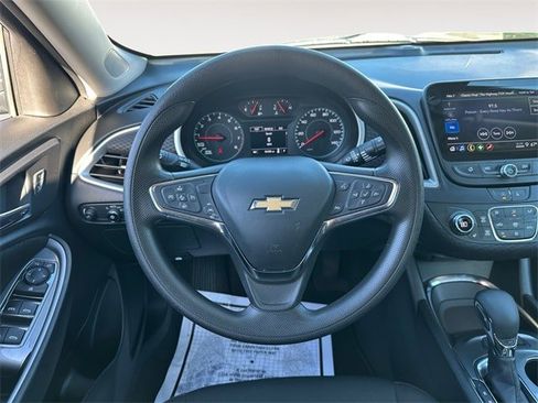 Used 2023 Chevrolet Malibu LT image 12